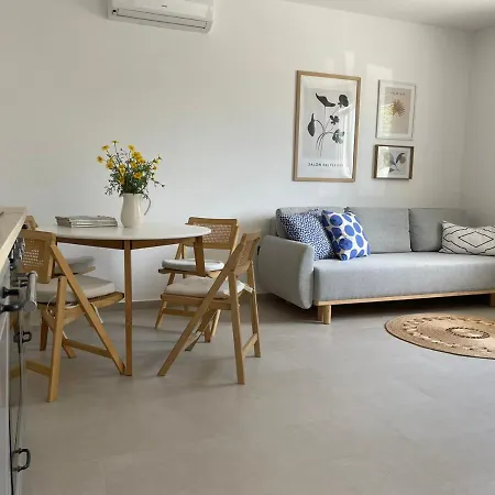Sur La Apartment