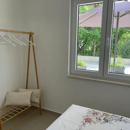 Sur La Apartment Podstrana