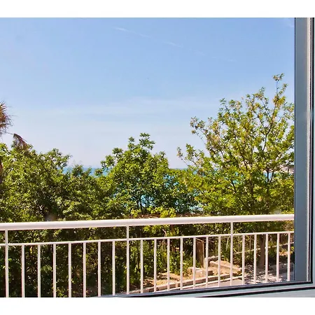 Sur La Apartment *